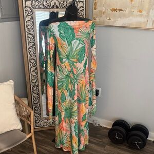 Tropical Off-Shoulder Maxi Dress with sleeves - Green & Peach Palm Print